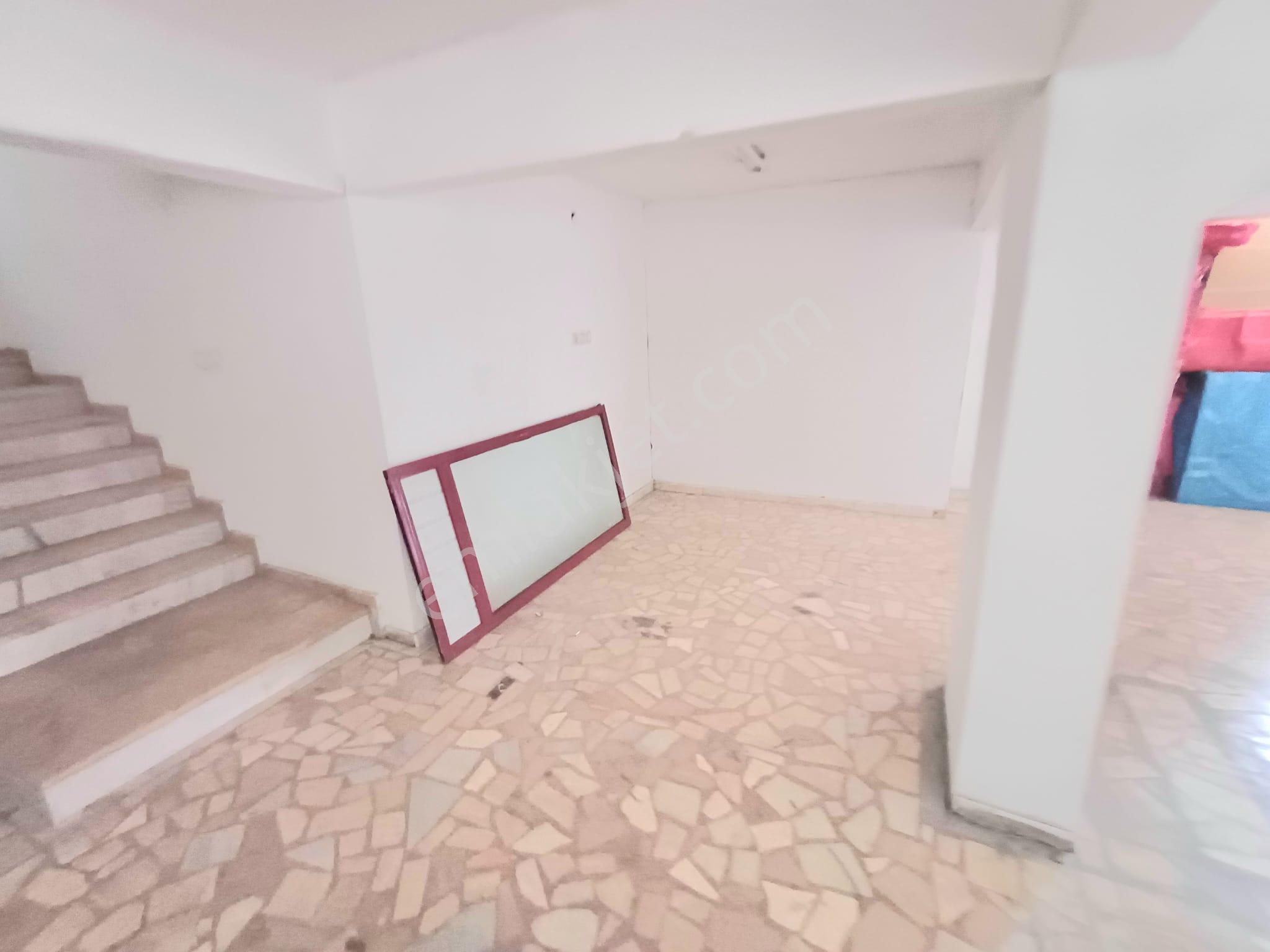 Maltepe Fındıklı 300m² Ofis Katlı Depo - Görsel 14