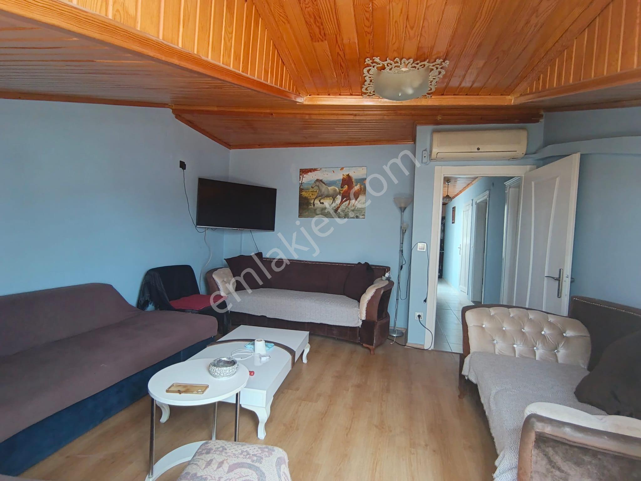 Çekmeköy Hamidiye Mh Eşyalı Kiralık 2+1 100m² Teras Kat Daire - Görsel 2