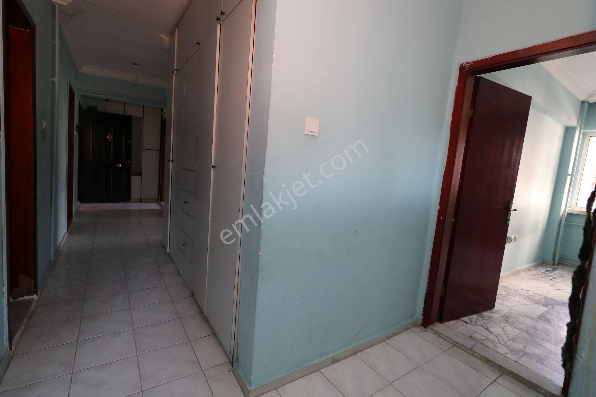Emre Emlaktan Elvankent'te Gimsa Yanı Site İçi Arakatta 3+1 Kiralık Daire - Görsel 28