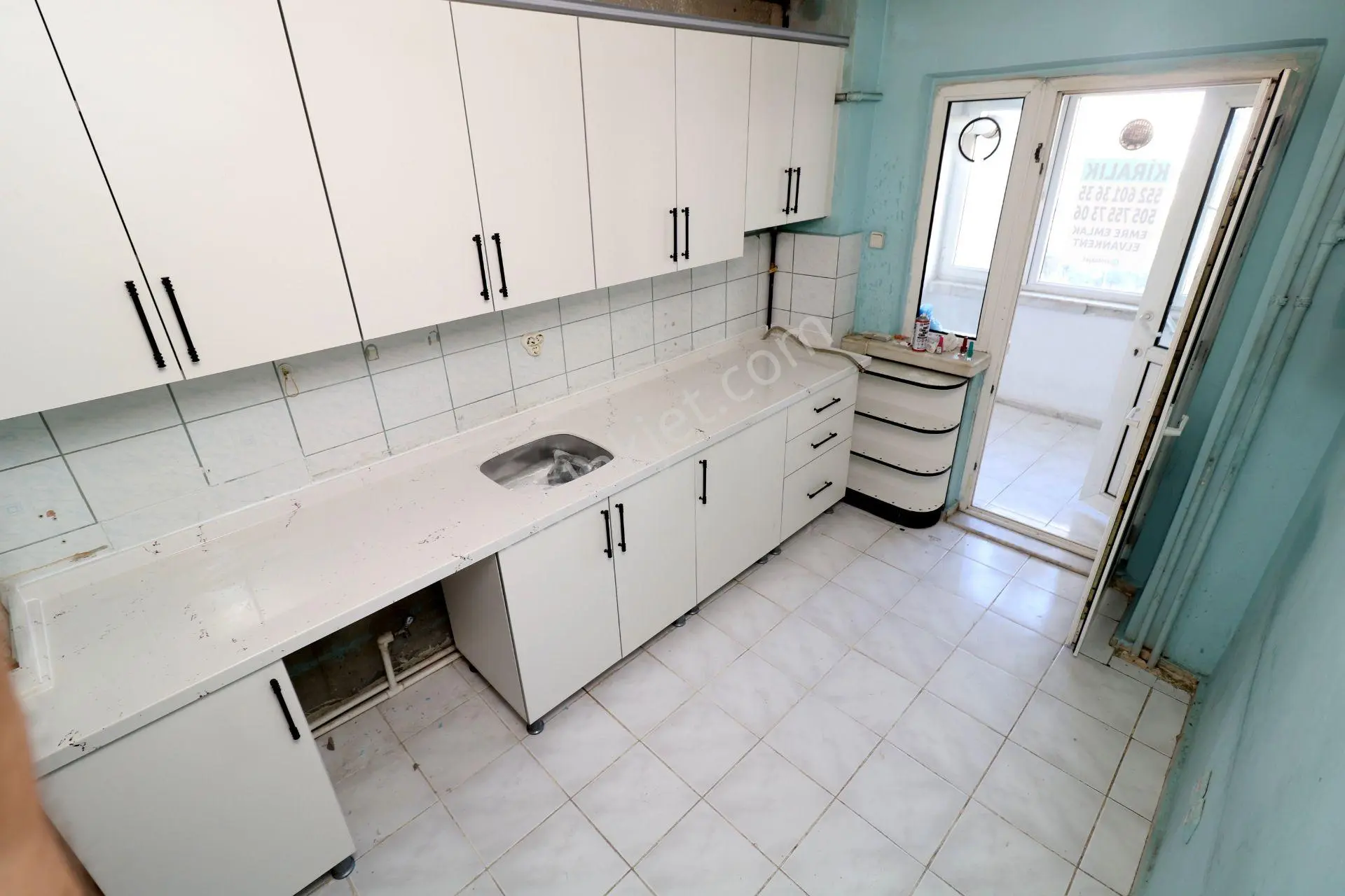 Emre Emlaktan Elvankent'te Gimsa Yanı Site İçi Arakatta 3+1 Kiralık Daire - Görsel 3