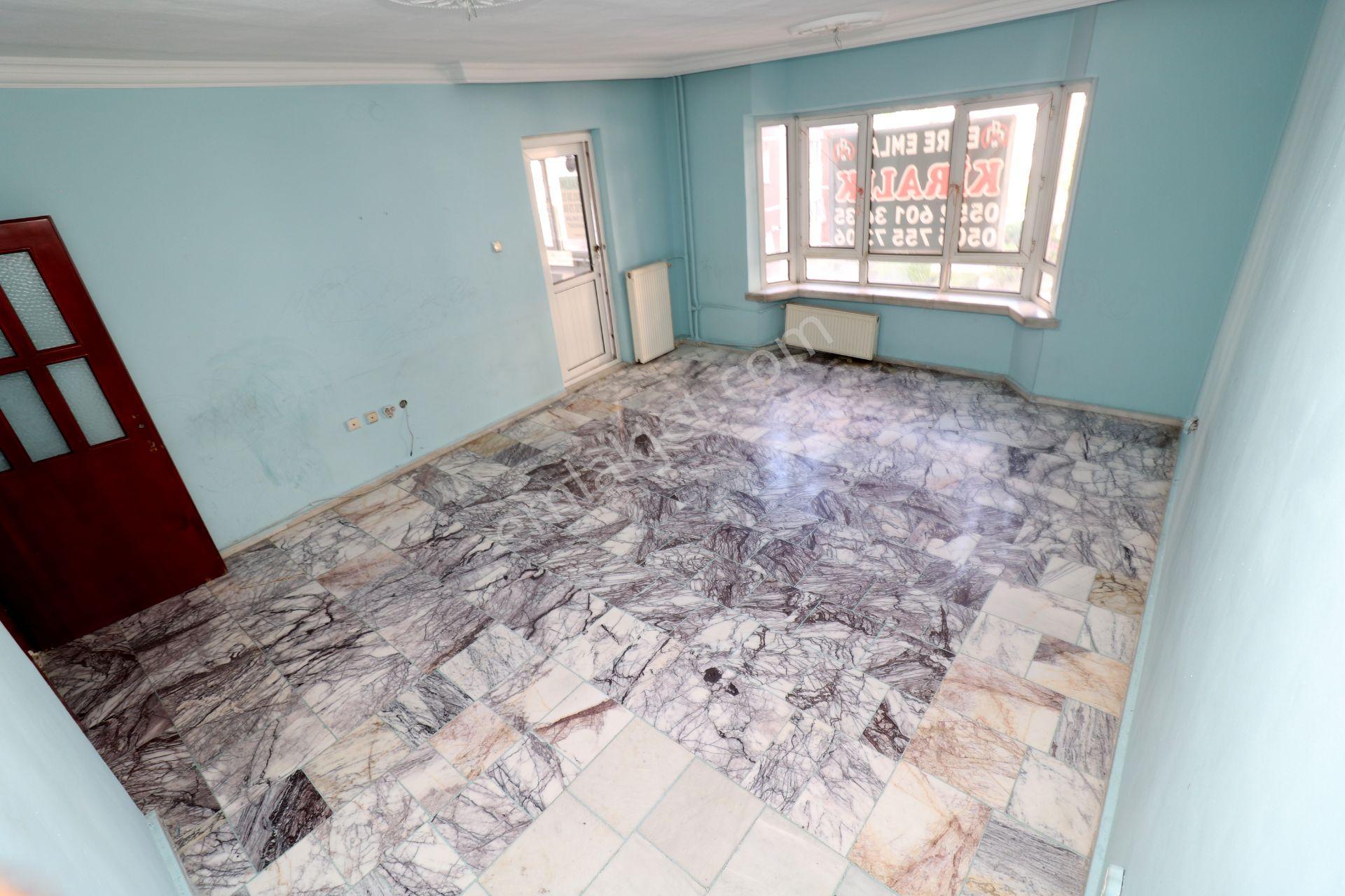 Emre Emlaktan Elvankent'te Gimsa Yanı Site İçi Arakatta 3+1 Kiralık Daire - Görsel 9