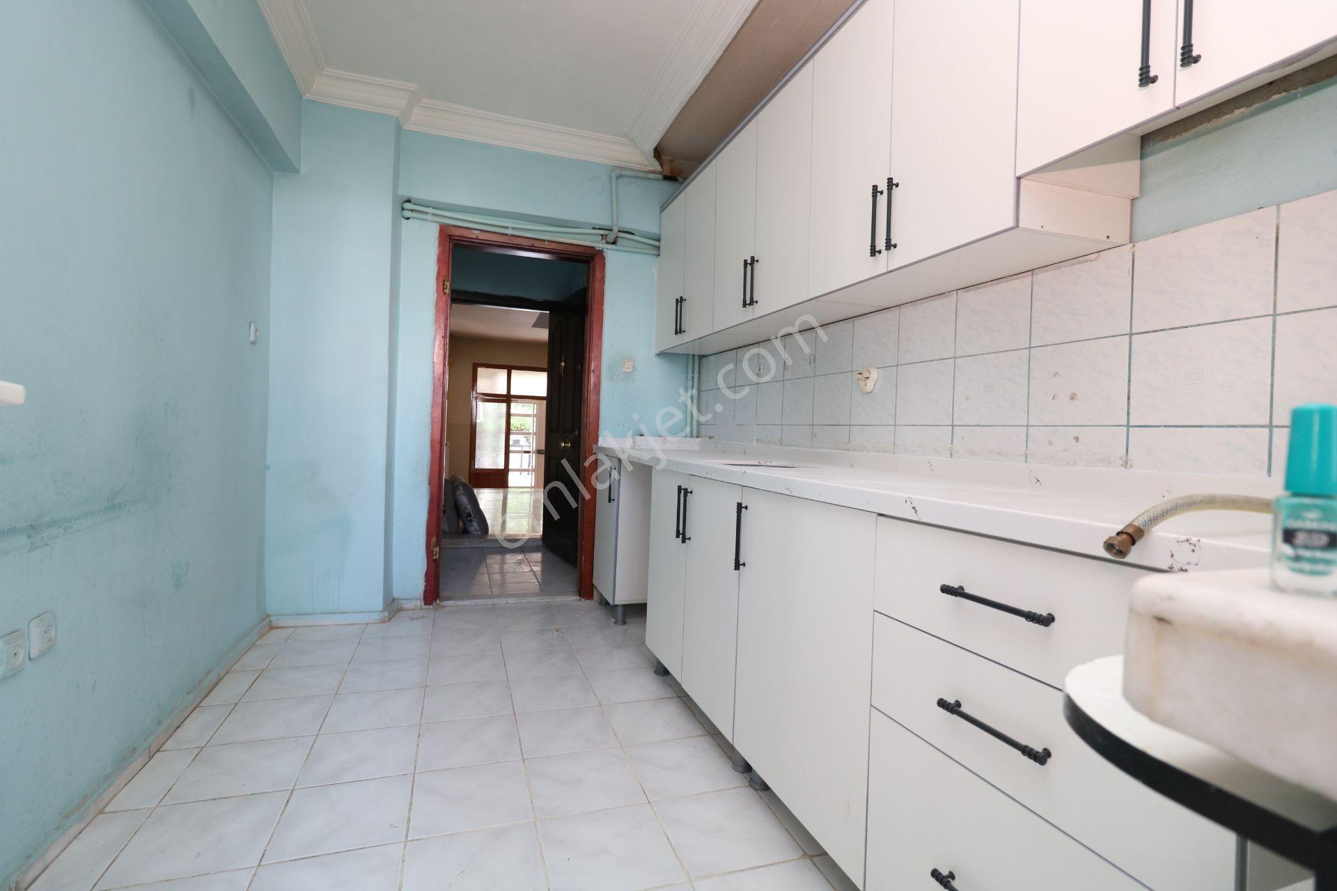 Emre Emlaktan Elvankent'te Gimsa Yanı Site İçi Arakatta 3+1 Kiralık Daire - Görsel 4