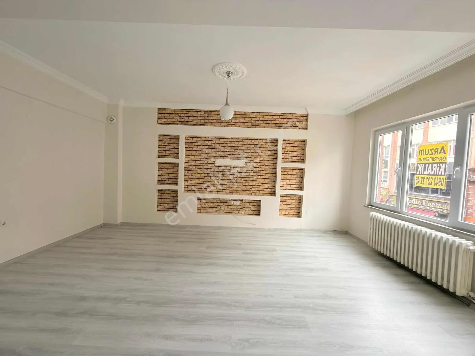 Merzifon Cumhuriyet Caddesinde Çarşıda 2+1 Kiralık Daire - Görsel 5