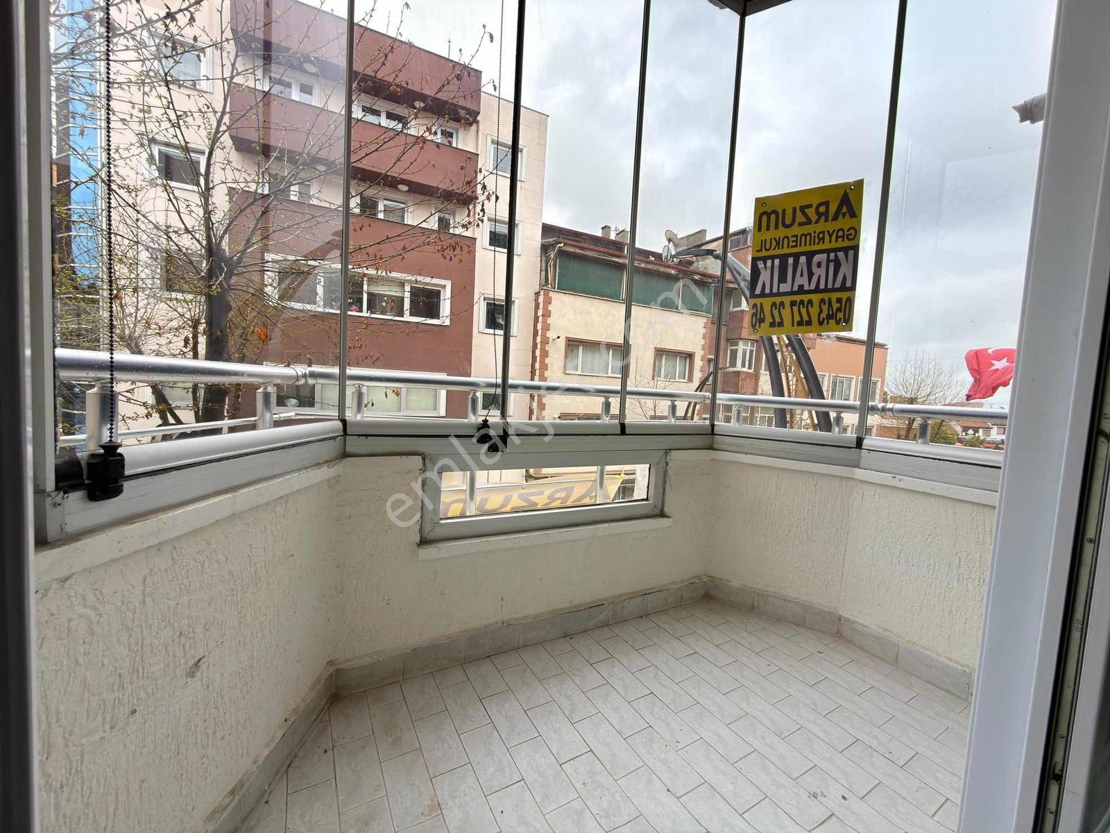 Merzifon Cumhuriyet Caddesinde Çarşıda 2+1 Kiralık Daire - Görsel 13
