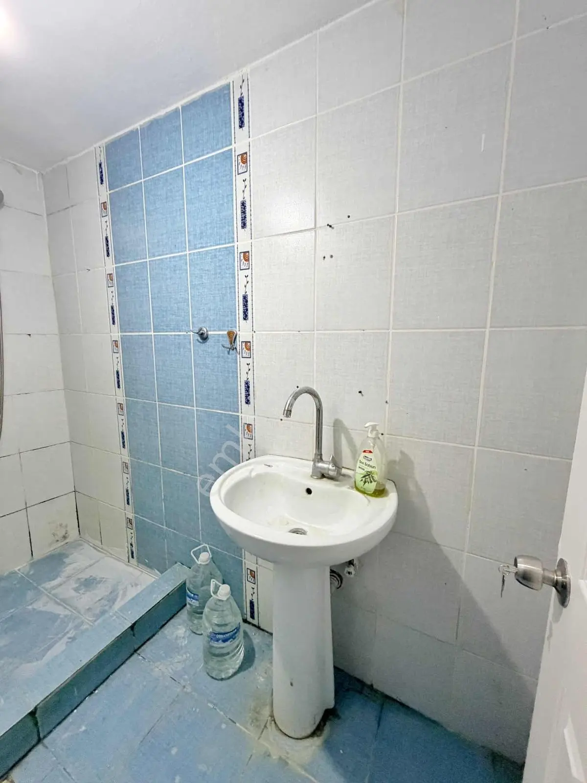 Familyadan Girne Cad Alt Sokağında 2+1 Kiralık 80m2 Yüksek Giriş - Görsel 2