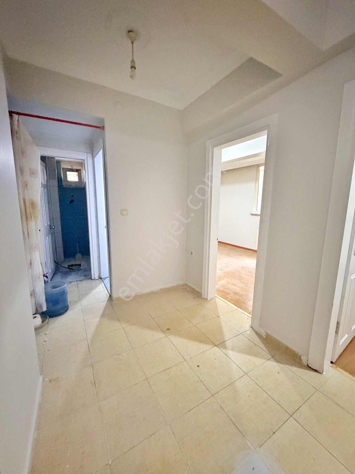 Familyadan Girne Cad Alt Sokağında 2+1 Kiralık 80m2 Yüksek Giriş - Görsel 3