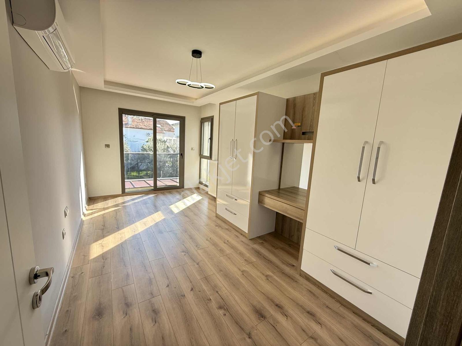 Kuşadası Karaova Avm'ye Yakın 75 M2 Tabanlı 3+1 Müstakil Villa - Görsel 9