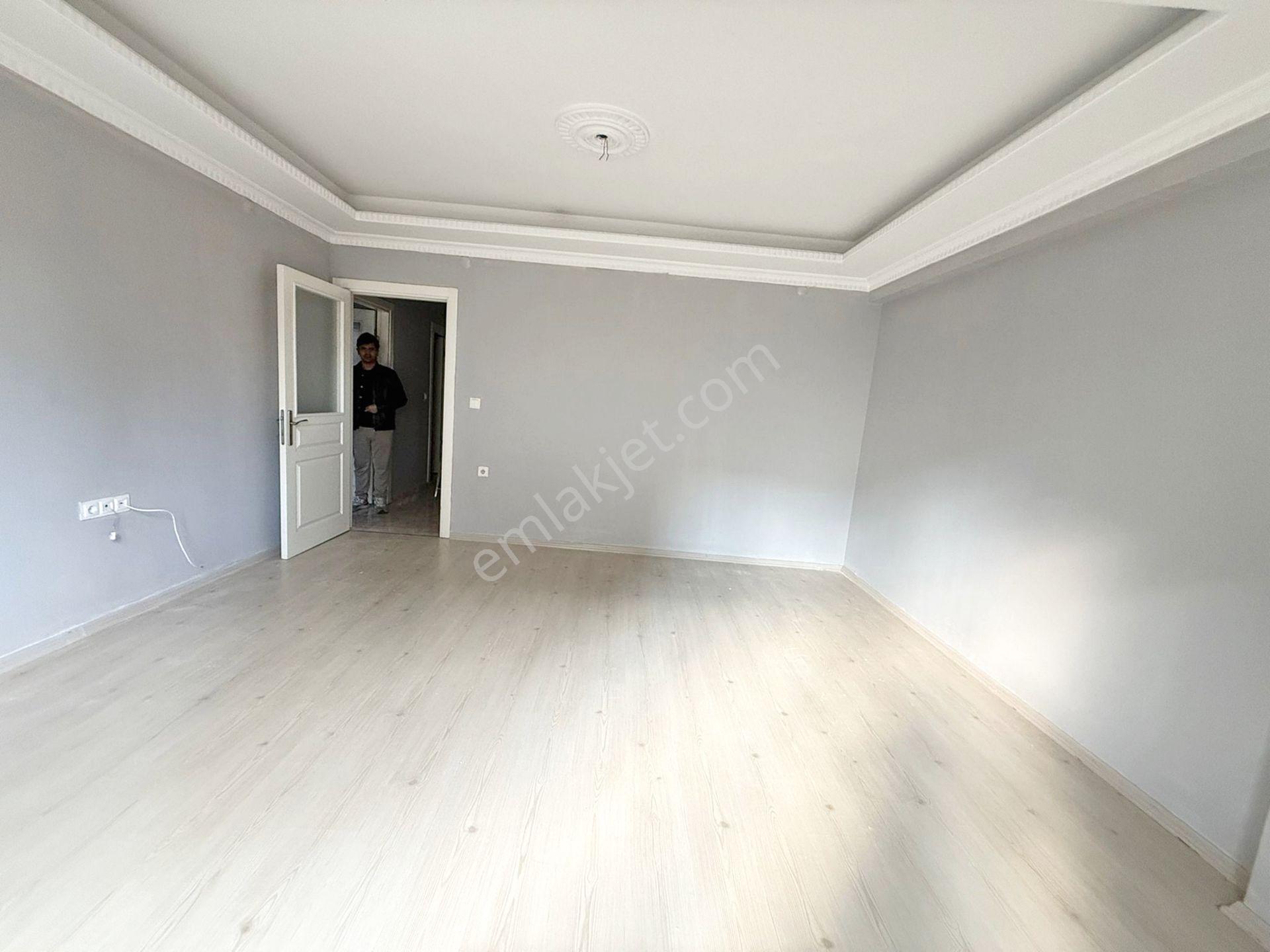 Alban'dan Metrobüse 8dk Kör Odasız Satılık Balkonlu 110m² 2+1 !! - Görsel 4