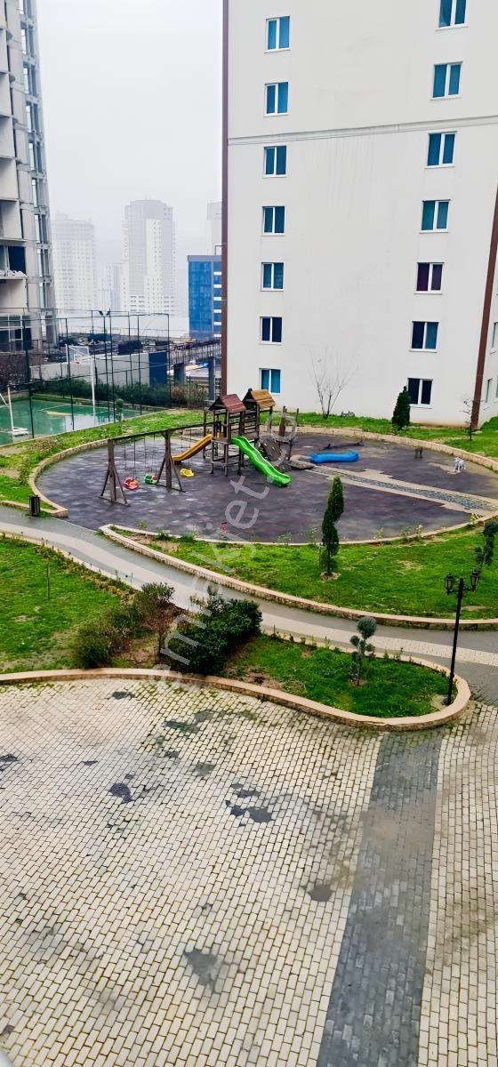 Metrobüse Yakın Site İçi Eşyalı 2+1 - Görsel 31