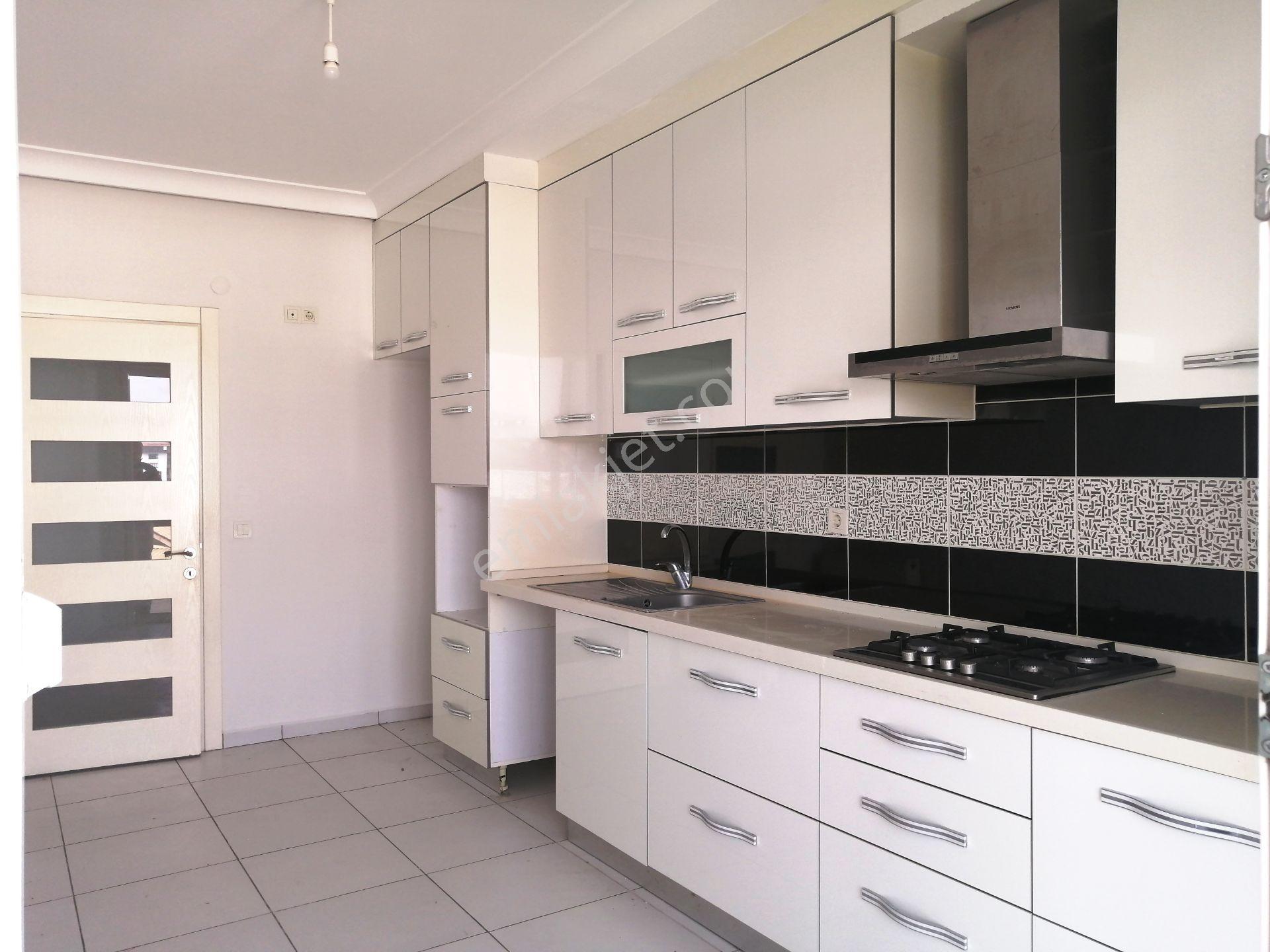 Remax Area' Dan Yüzüncü Yıl Mah. Site İçi 3+1 Kiralık Daire - Görsel 5