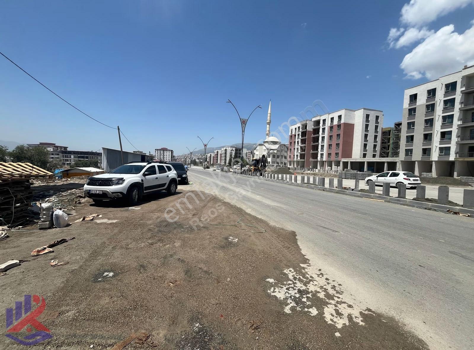 Reos Gayrimenkul'den Doğukent Ana Caddede 200m² 4+1 Lüx Daire - Görsel 16