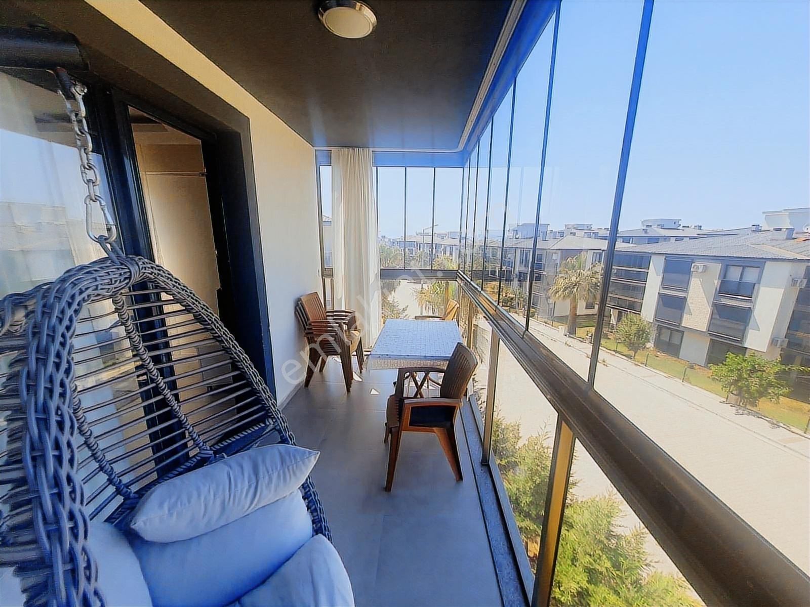 Kuşadası Davutlar Kiralık 2+1 Eşyalı Daire Site İçinde Manzaralı - Görsel 2