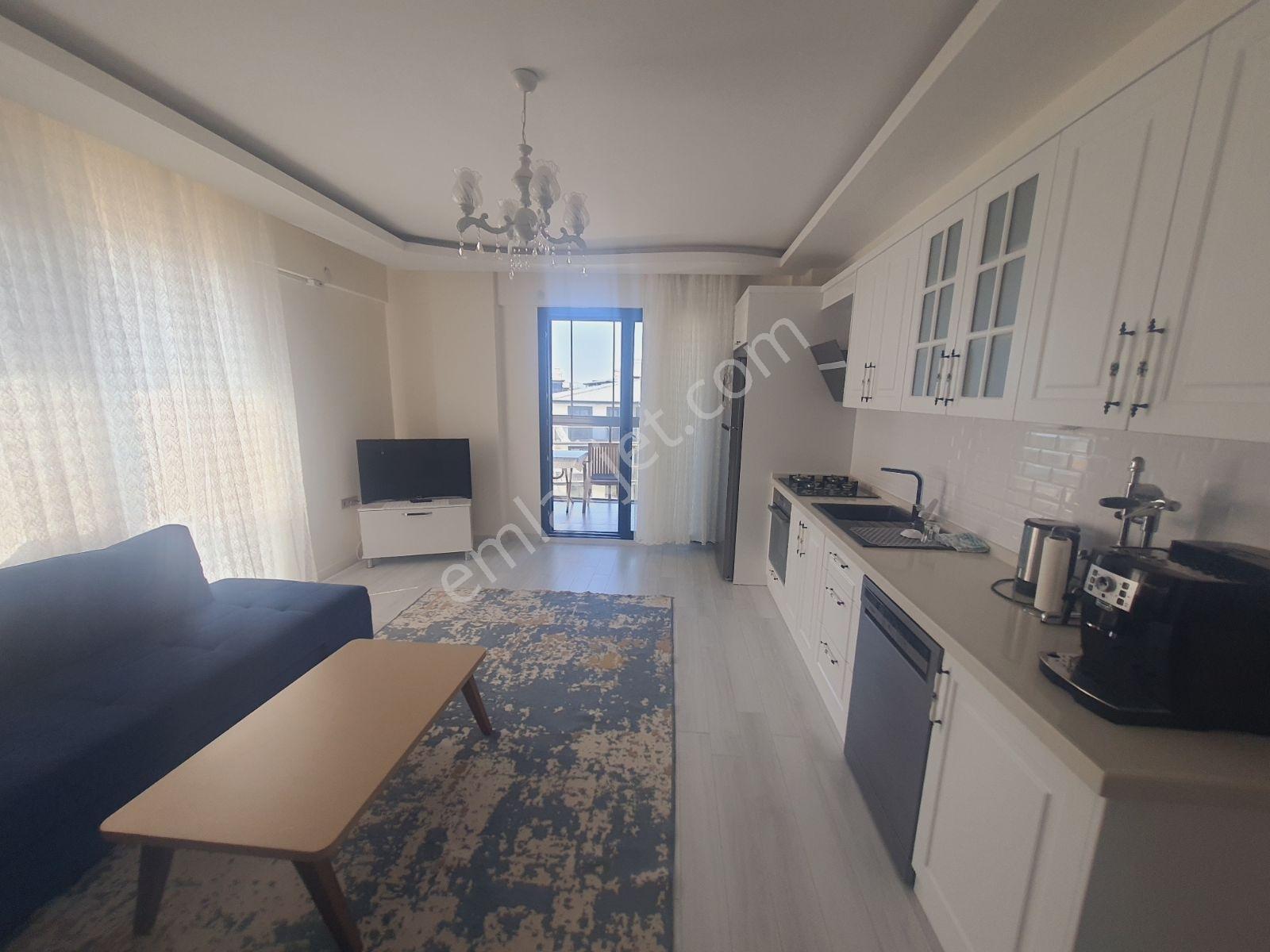 Kuşadası Davutlar Kiralık 2+1 Eşyalı Daire Site İçinde Manzaralı - Görsel 4