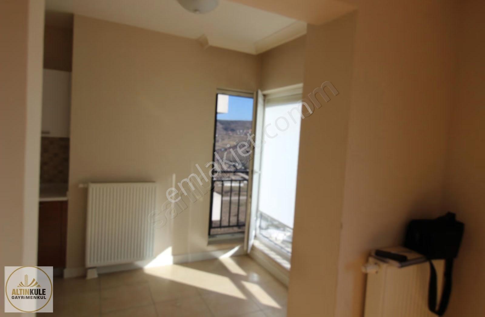 Altınkule'den Güneypark 2 Sitesi 4+1 200m2 Boş - Görsel 4