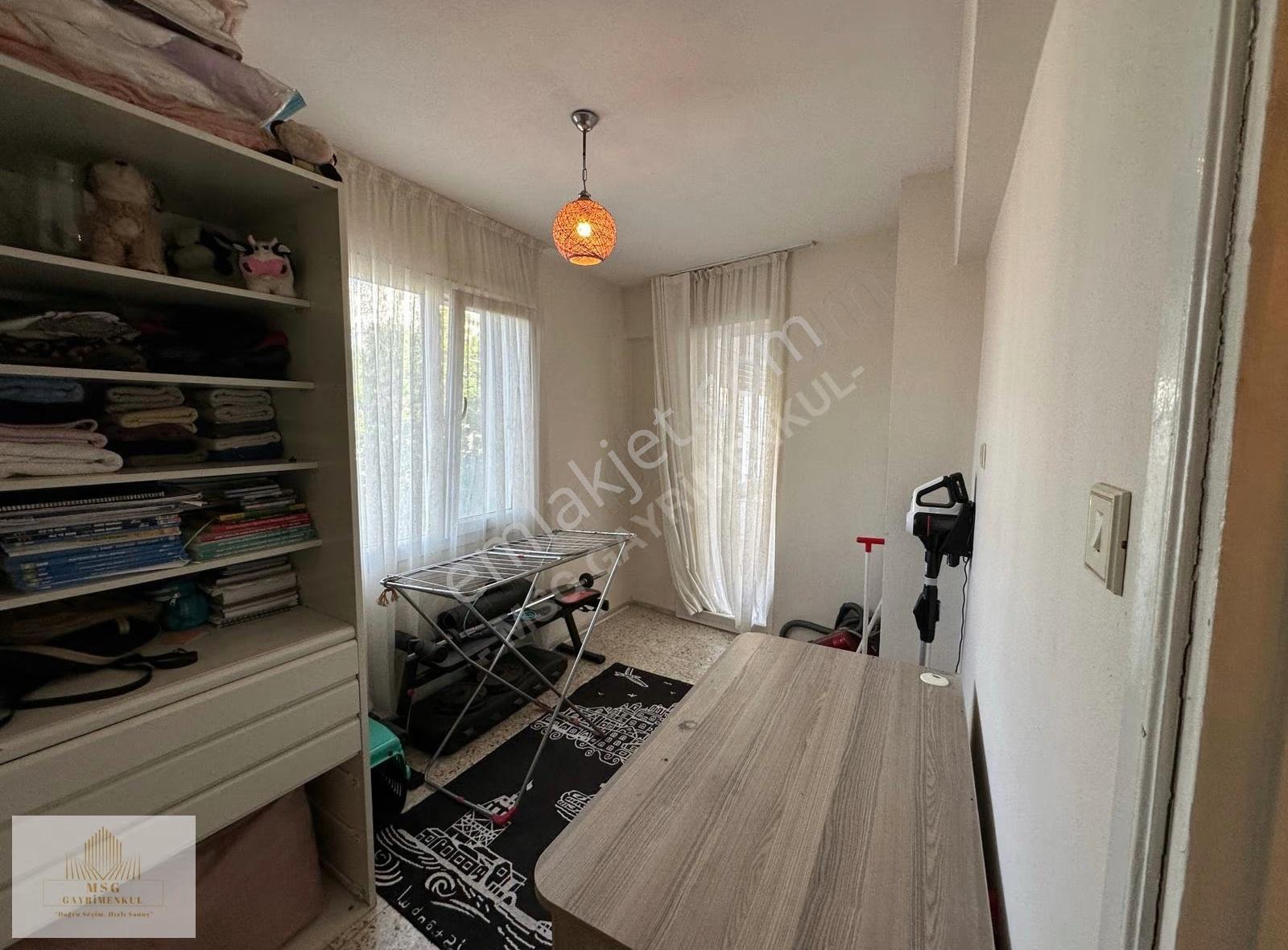 Msg'den Deniz Ve Şehir Manzaralı Geniş Metrekare 3+1 Daire - Görsel 2