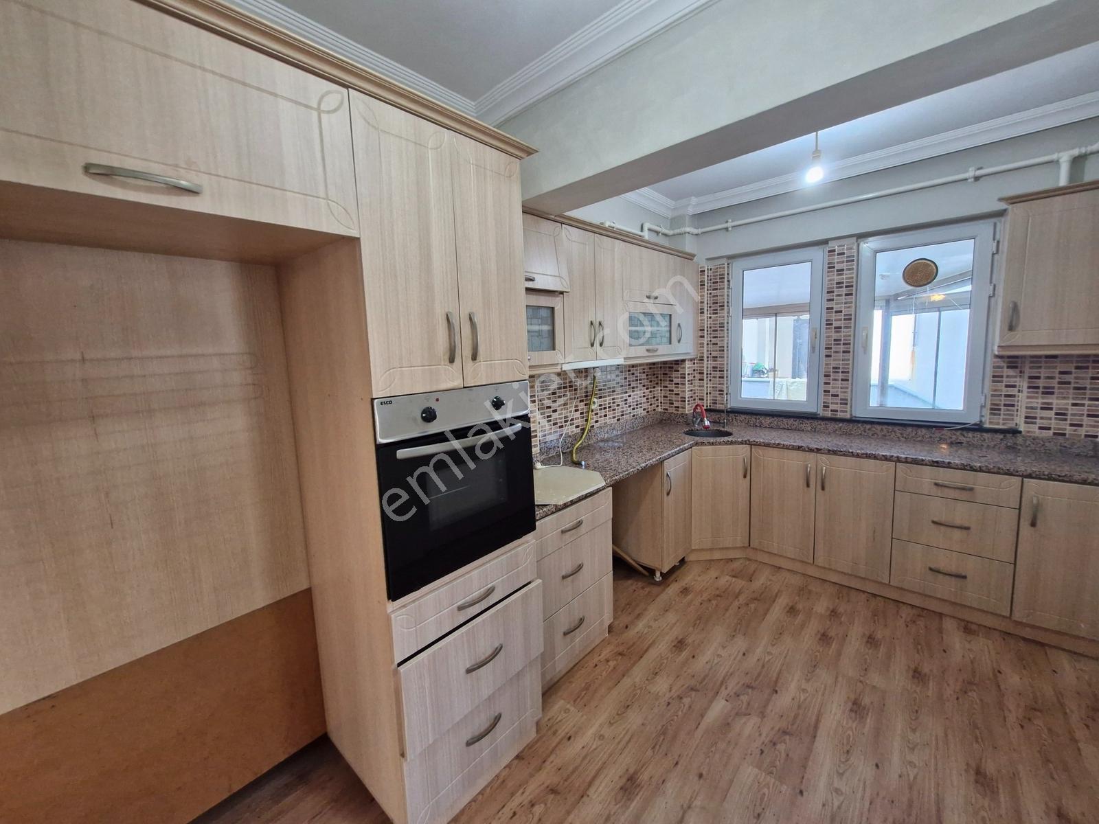 Zafer Mah.de Müstakil Yaşam Sunan 6+2 Satılık Villa - Görsel 17