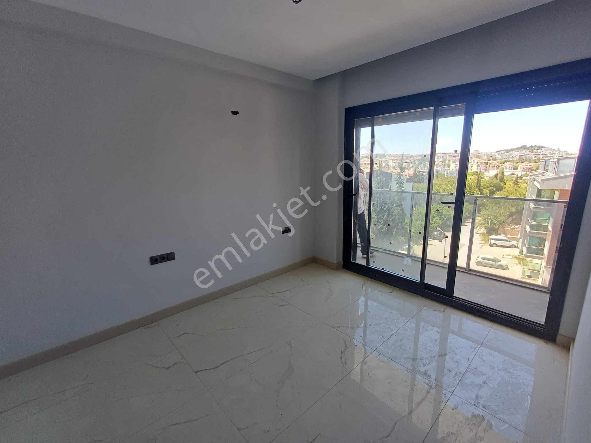 Açık Yüzme Havuzu - Kapalı Otopark - 3+1 Sıfır Daire - Görsel 16