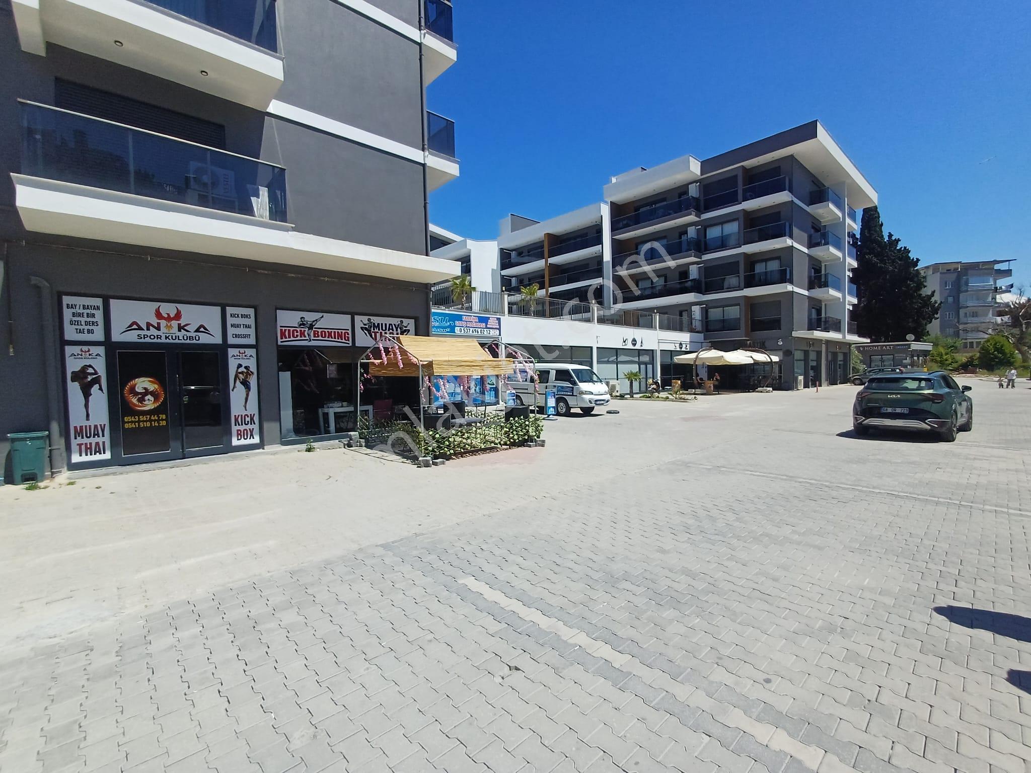 Açık Yüzme Havuzu - Kapalı Otopark - 3+1 Sıfır Daire - Görsel 3