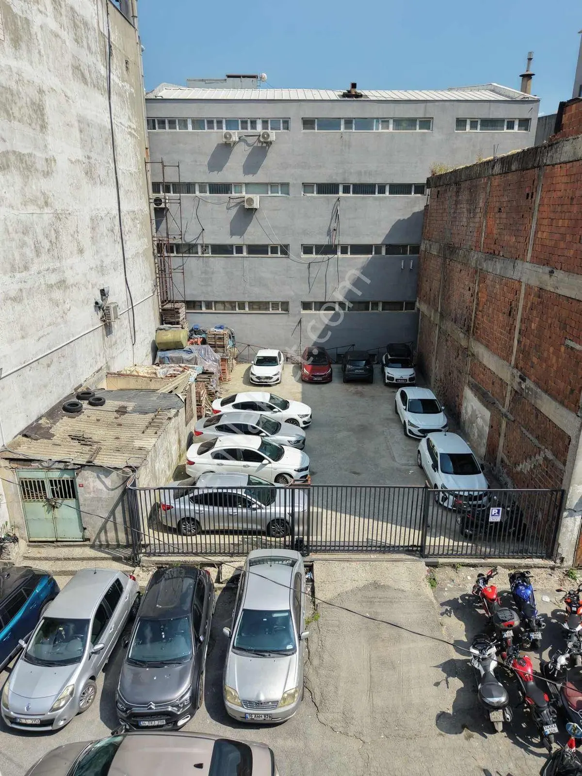 Sanayi Mahallesinde 5 Kat Yapı İzni Olan Satılık 315m2 Arsa - Görsel 2