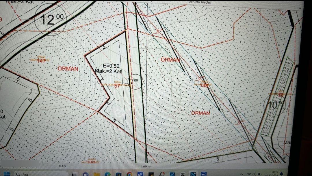 Arkıt Merkezde Satılık 1228 M² Arsa - Görsel 4