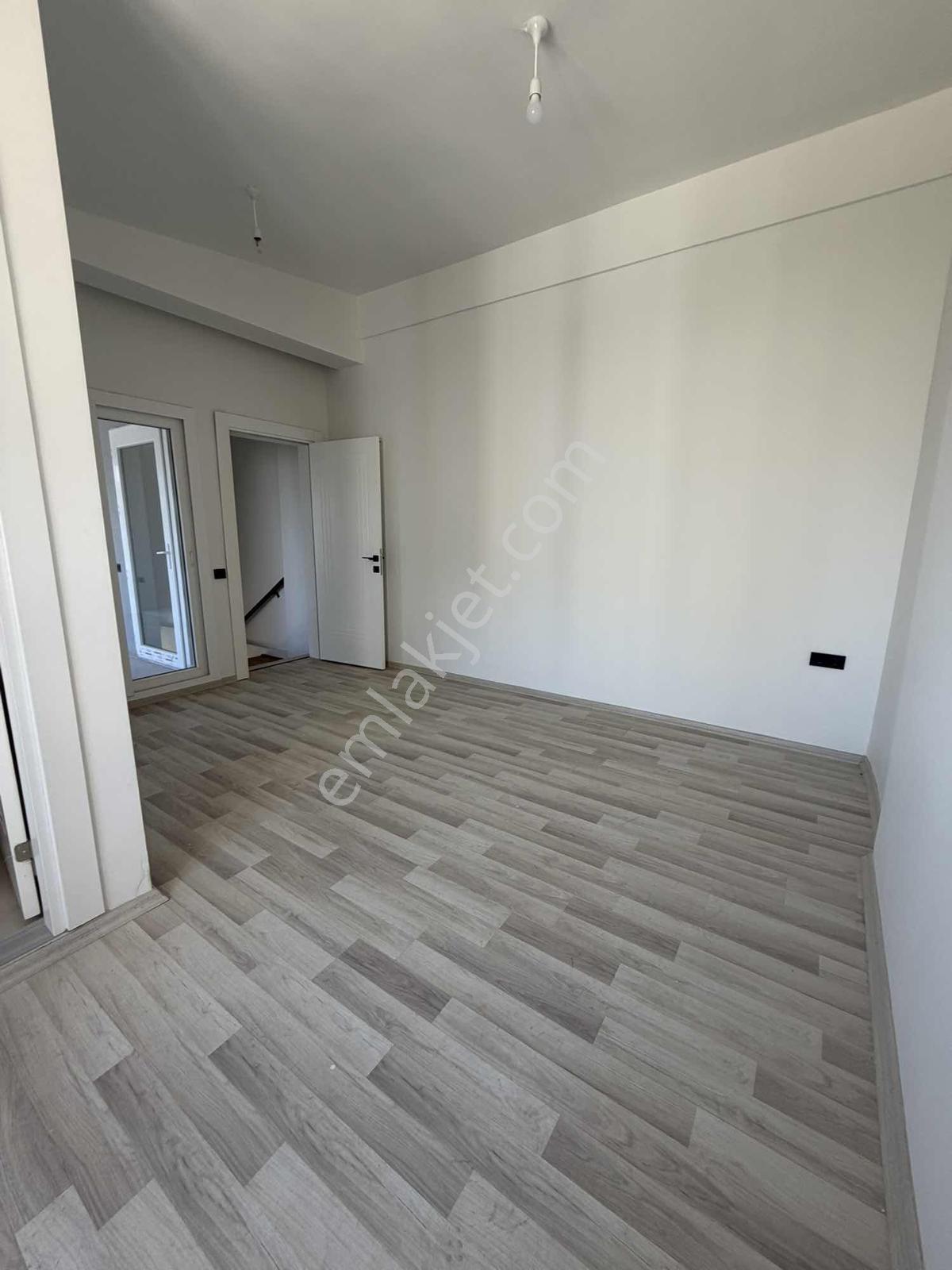 Erdemli Koyuncu Mahallesinde Satılık 2+1 Çatı Dubleks Daire - Görsel 10
