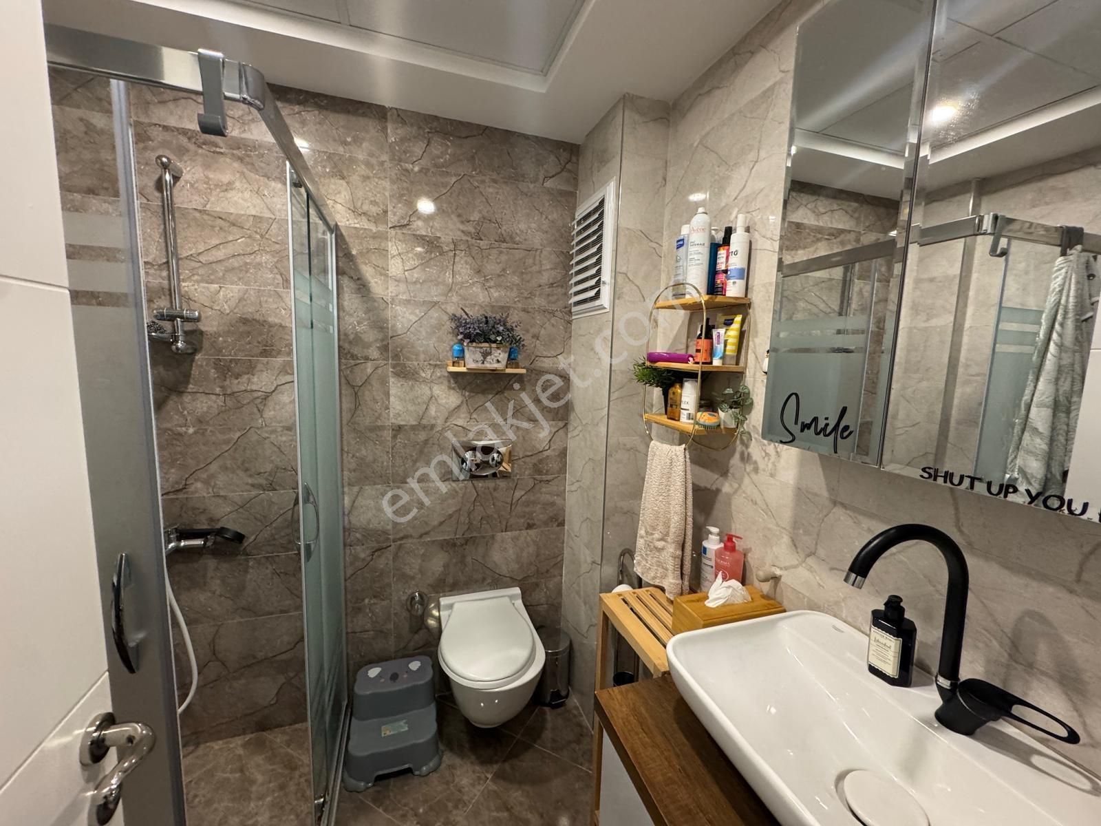 Kuşadası Davutlar Havuzlu Sitede Satılık 1+1 Bahçe Katı Daire - Görsel 8