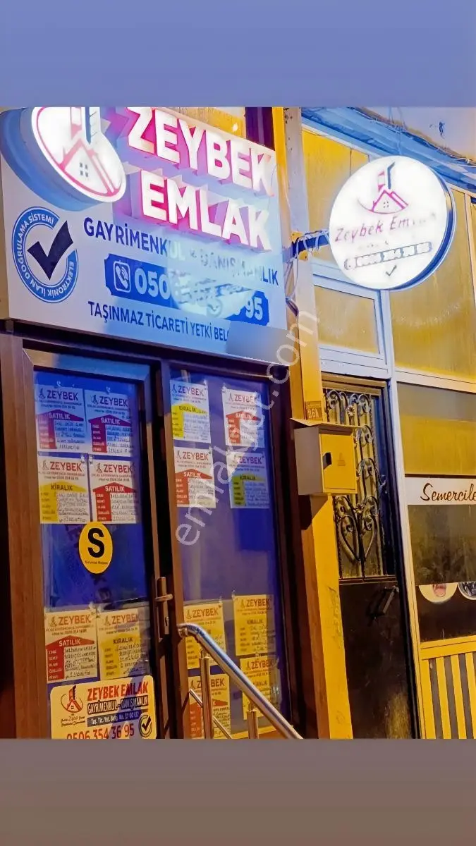 Zeybek*den İnebolu Merkezi 500.m2 Arsa İçinde 2.adet Ahsap Ev - Görsel 4