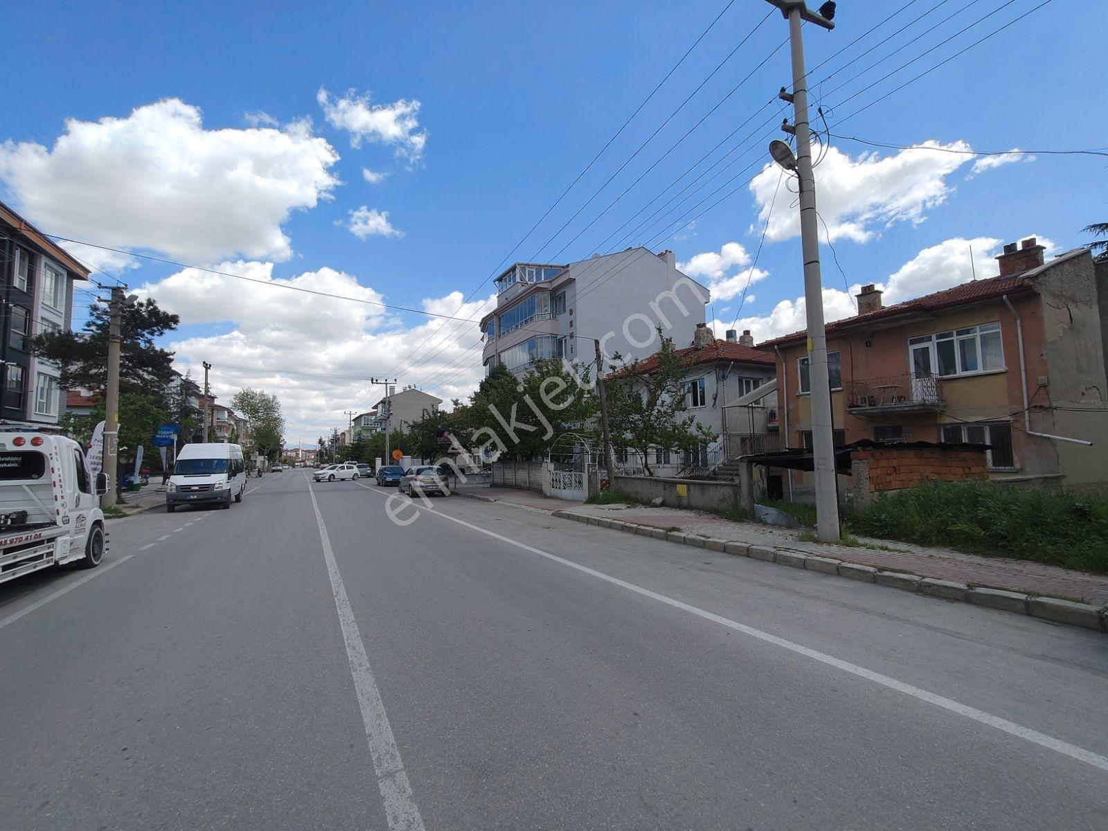 Esentepe Ana Cadde Üstünde Ticari+konut İmarli Satilik Arsa - Görsel 3