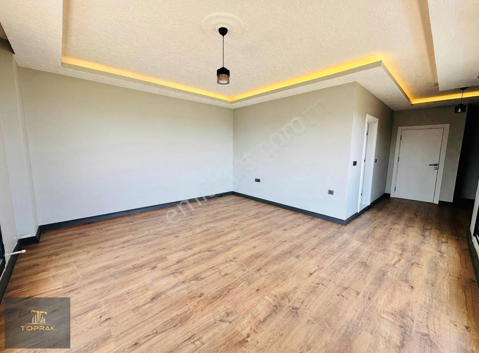 [[toprak İnşaat Firması]] Müstakil Denize Yakın Devasa 4+1 Villa - Görsel 31
