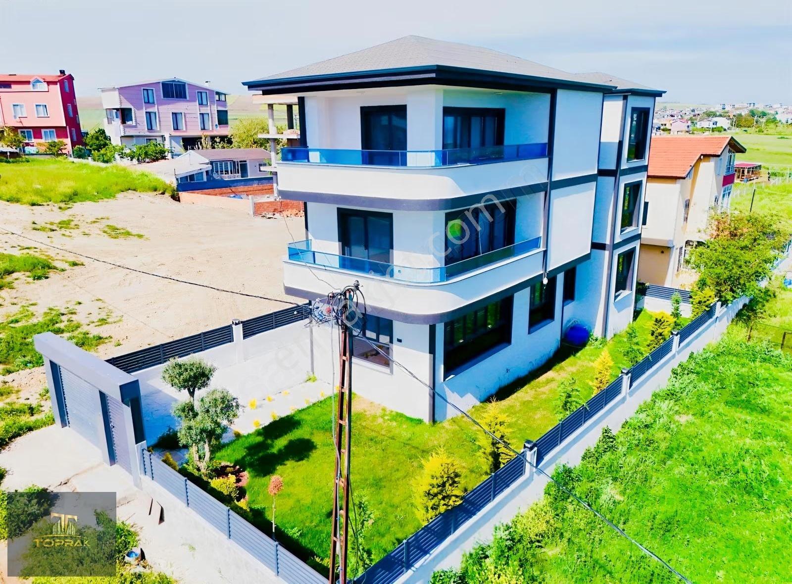 [[toprak İnşaat Firması]] Müstakil Denize Yakın Devasa 4+1 Villa - Görsel 26
