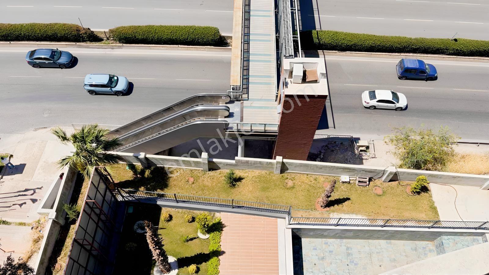 Çiğli Anadolu Caddesi Yanı Havuzlu 2+1 Kiralık Daire - Görsel 20
