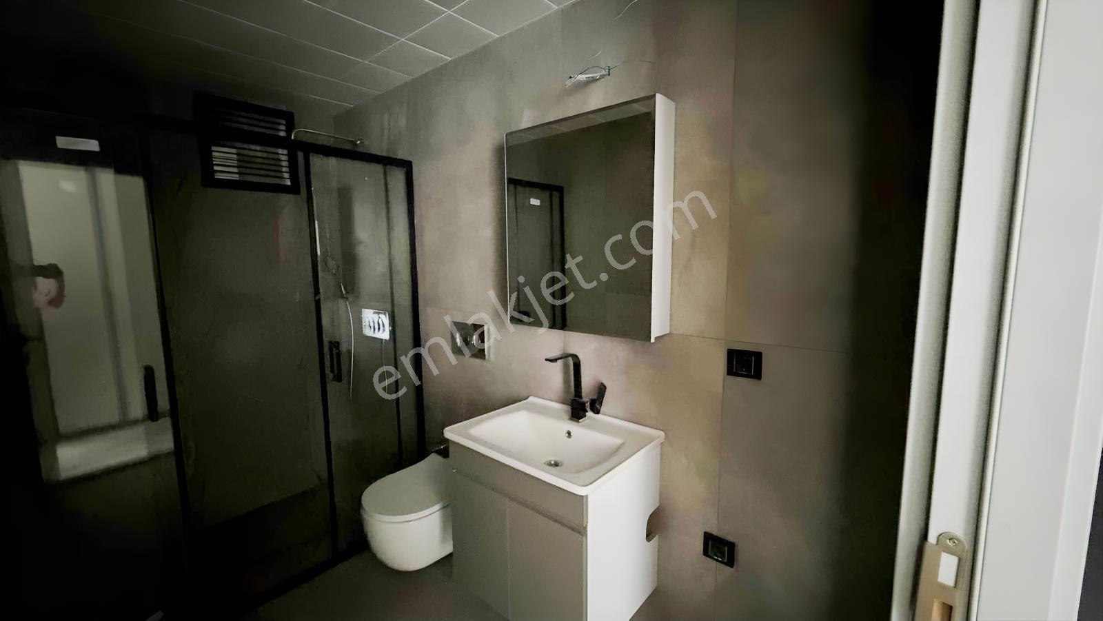 Çiğli Anadolu Caddesi Yanı Havuzlu 2+1 Kiralık Daire - Görsel 23
