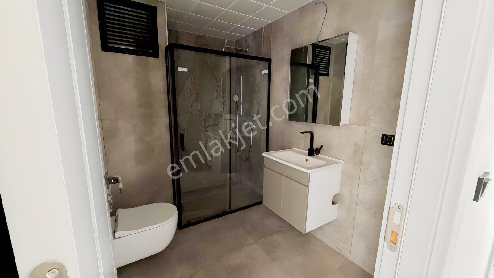 Çiğli Anadolu Caddesi Yanı Havuzlu 3+1 Kiralık Daire - Görsel 35