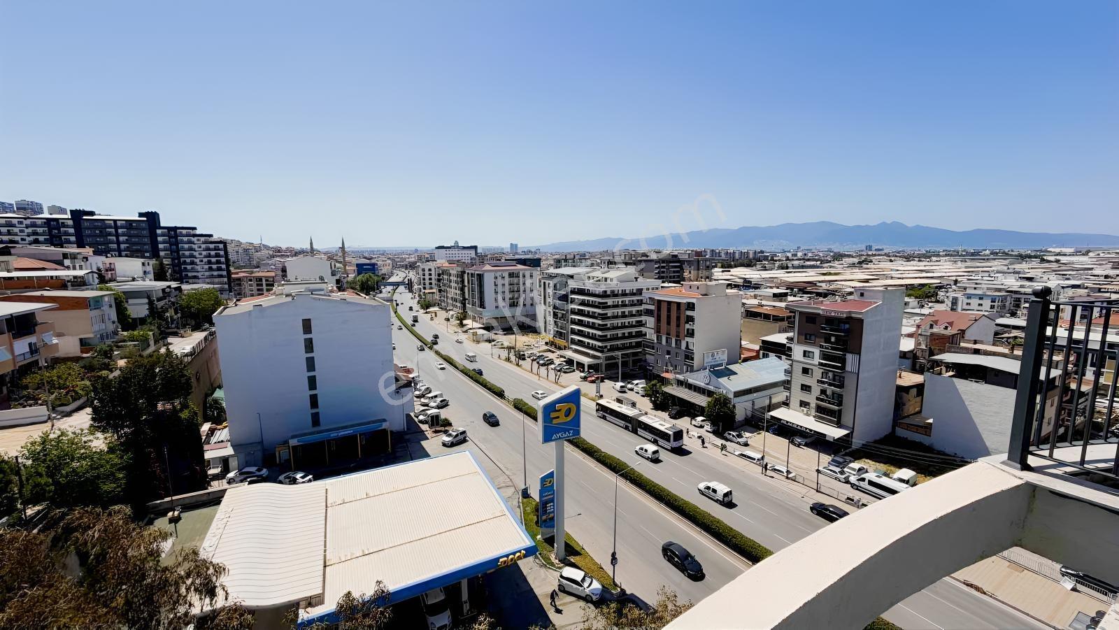 Çiğli Anadolu Caddesi Yanı Havuzlu 3+1 Kiralık Daire - Görsel 12