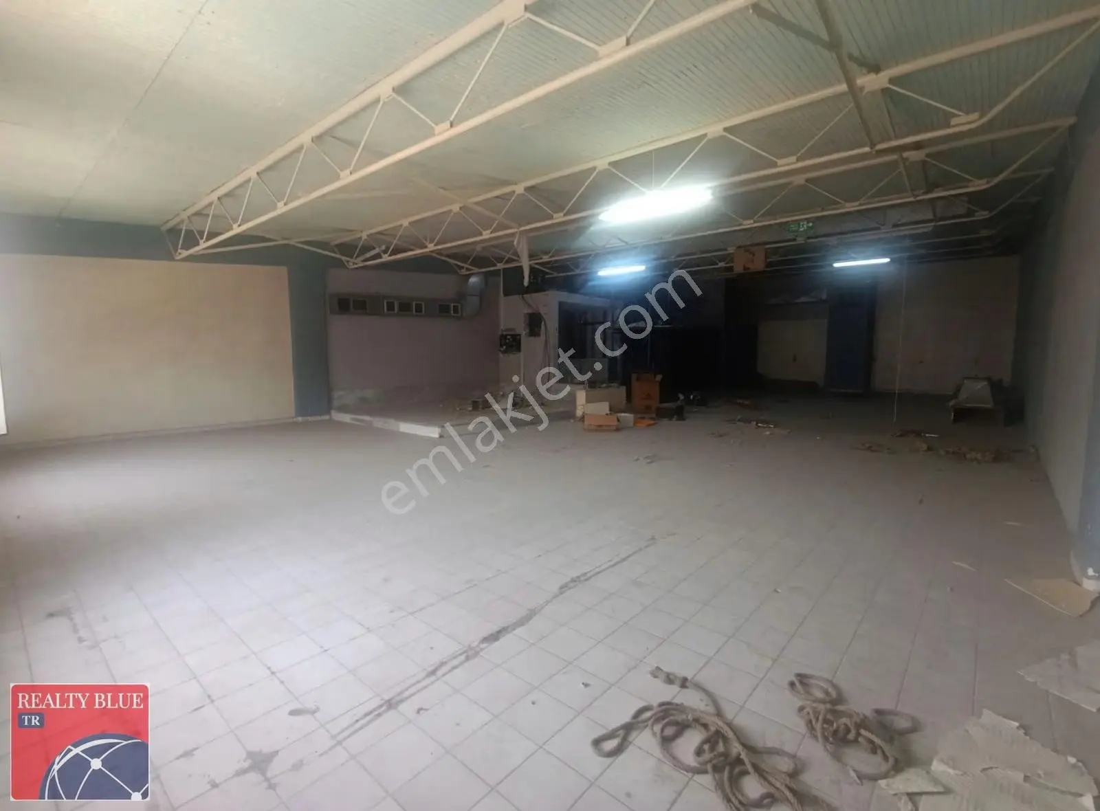 Sultanbeyli Aytop Gıda Sanayide 750m2 Kiralık İmalata Uygun Depo - Görsel 4