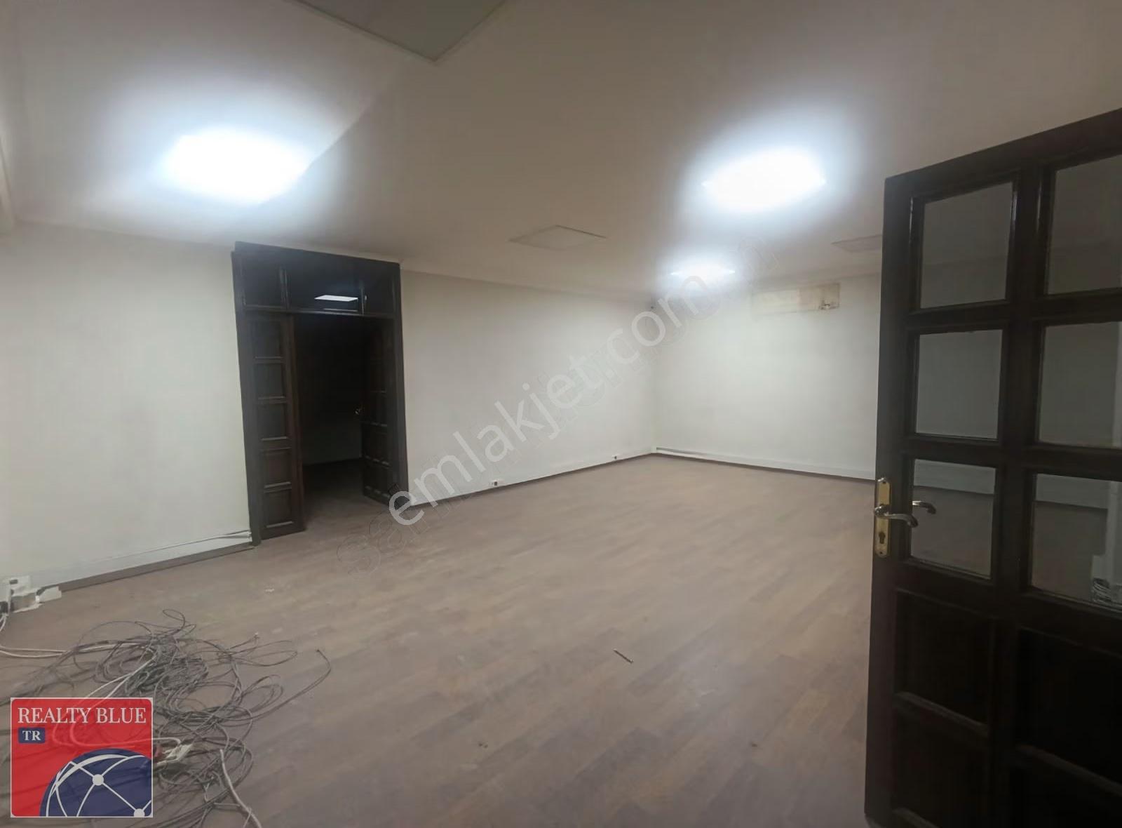 Sultanbeyli Aytop Gıda Sanayide 750m2 Kiralık İmalata Uygun Depo - Görsel 22