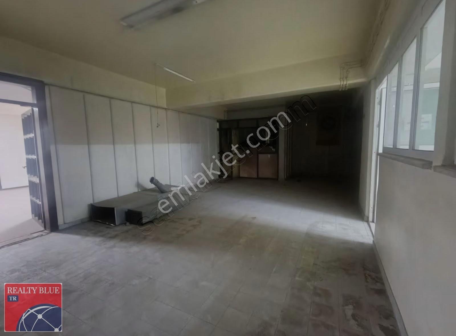 Sultanbeyli Aytop Gıda Sanayide 750m2 Kiralık İmalata Uygun Depo - Görsel 18
