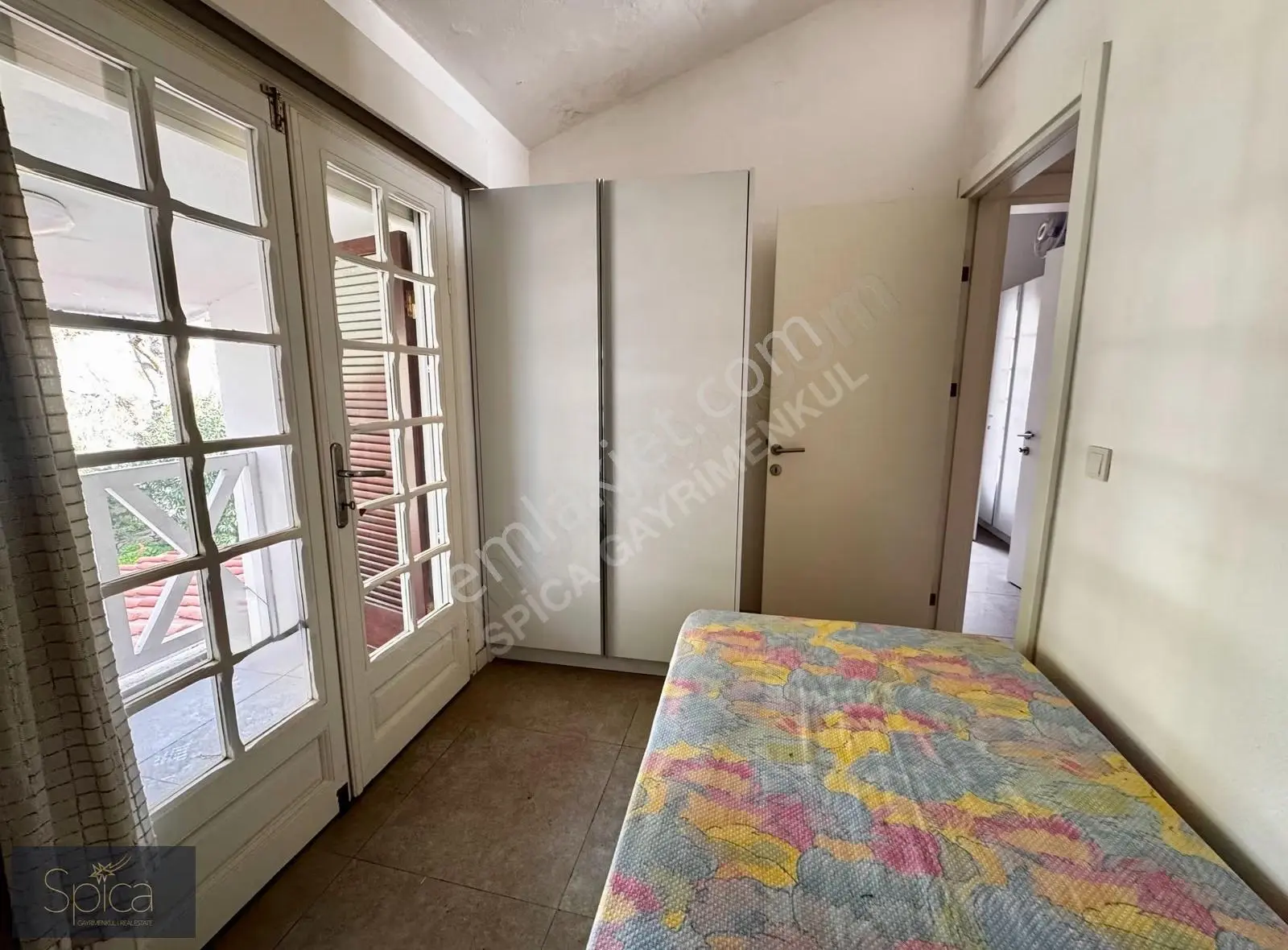 Çeşme Ilıca Swissotel Arkası Satılık 3+1 Villa - Görsel 2