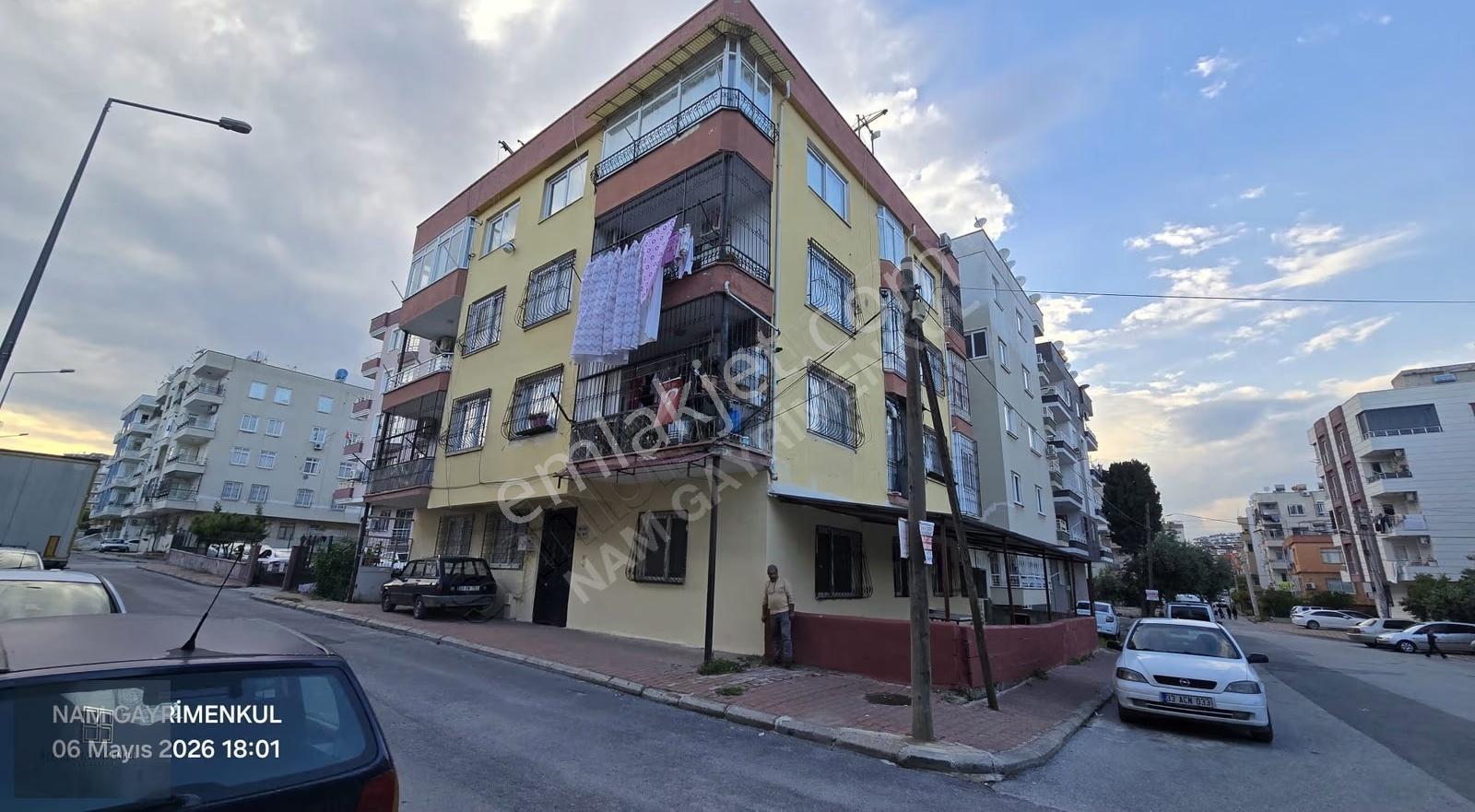 Toroslar'da 3 Tapulu, Bahçeli, Kurumsal Yakın 2+1 Satılık Daire