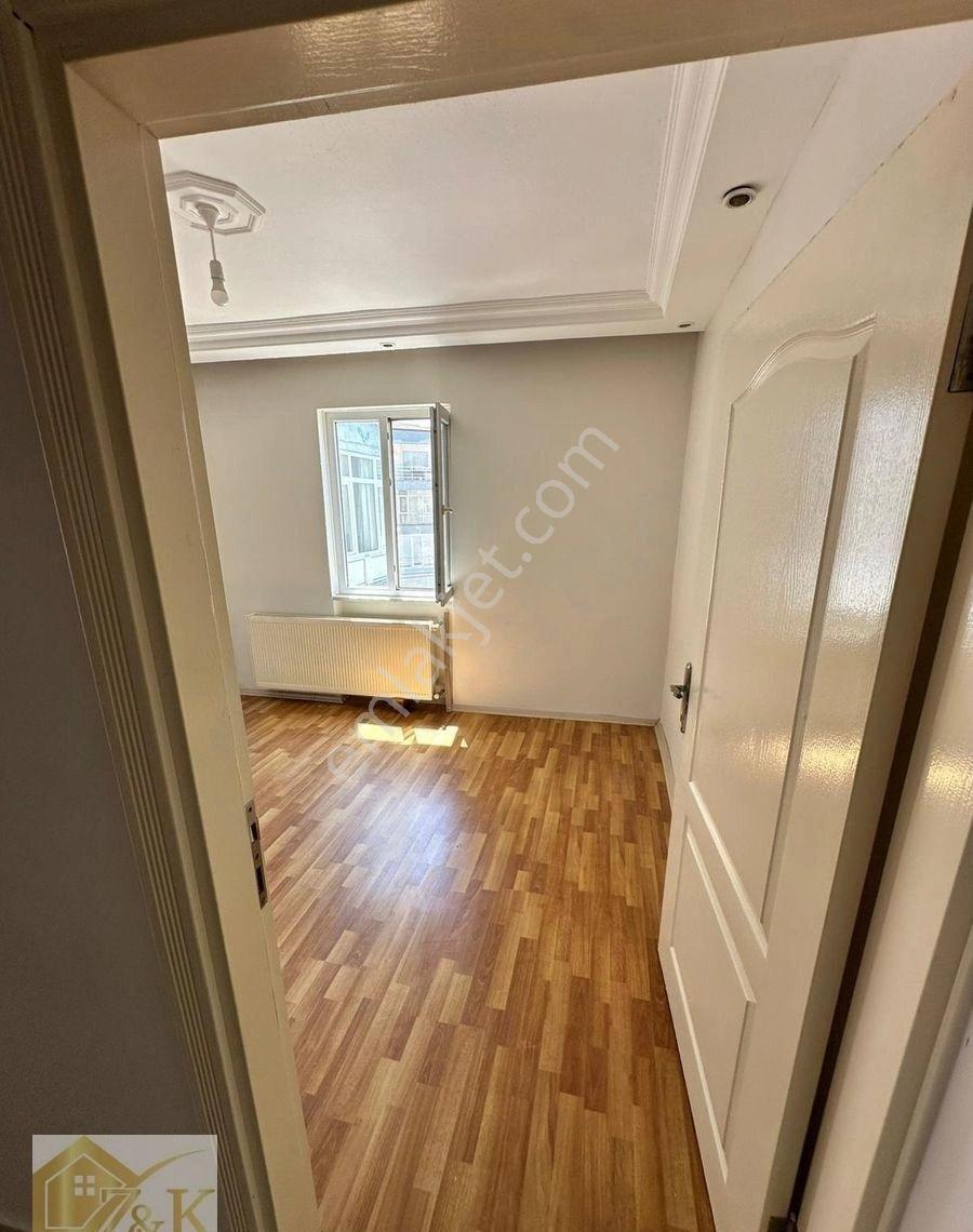 Yalova Çiftlikköy'de Deniz Manzaralı Kiralık 2+1 Daire - Görsel 13