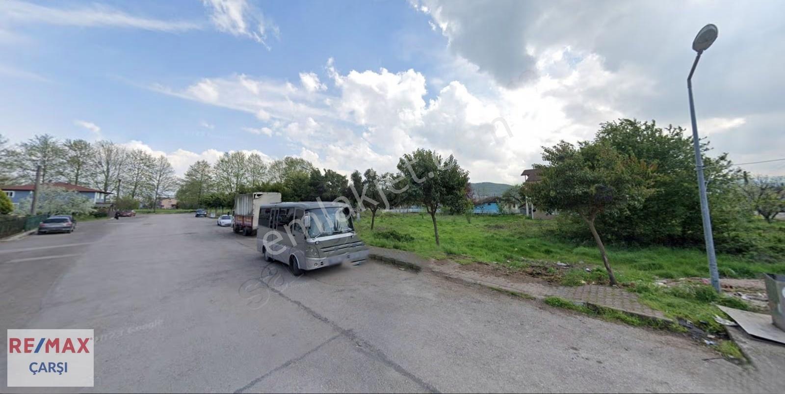 Başiskele Sepetlipınar'da Satılık Ticari İmarlı Köşe Parsel Arsa - Görsel 5