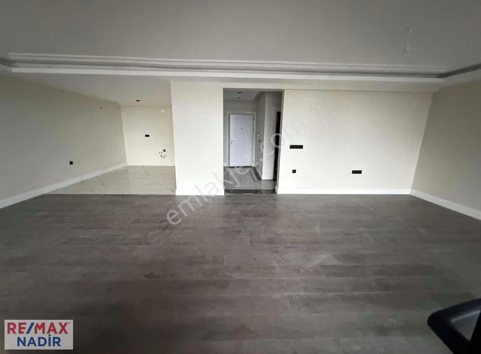 Adres 28 Sitesinde 3+1 Ara Kat Satılık Dubleks Daire - Görsel 31