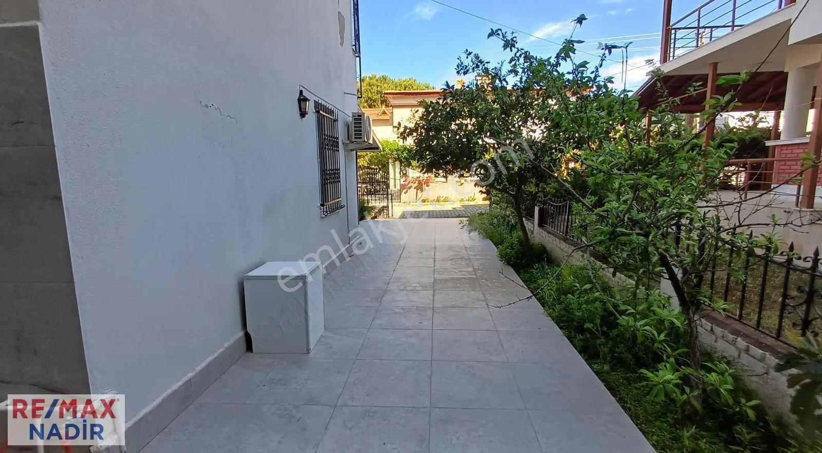 Özderede Denize Yürüme Mesafesinde Eşyalı Satılık Tripleks Villa - Görsel 4