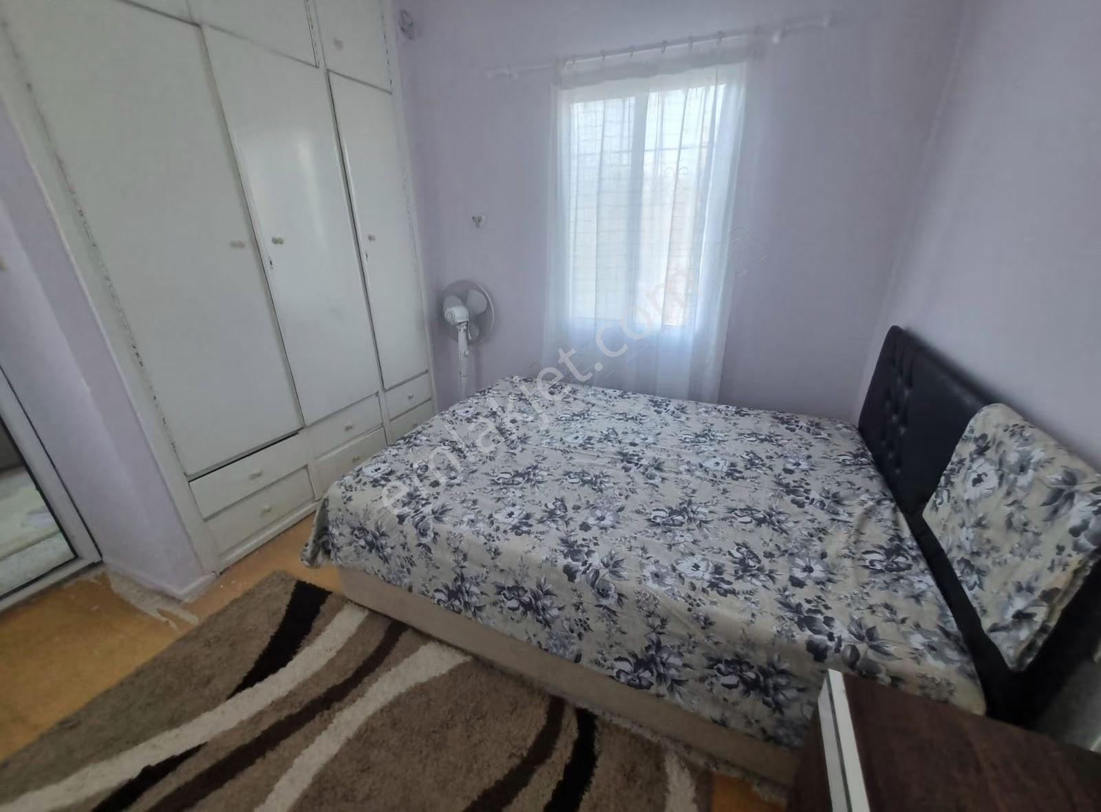 Yenifoça Burunucu Mevkiinde Eşyalı Kiralık Müstakil Tripleks - Görsel 15