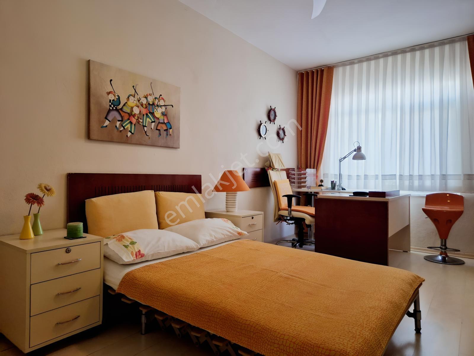 Route 10'dan Ayvalık Sarımsaklı Sahilde Sezonluk Kiralık Daire - Görsel 7