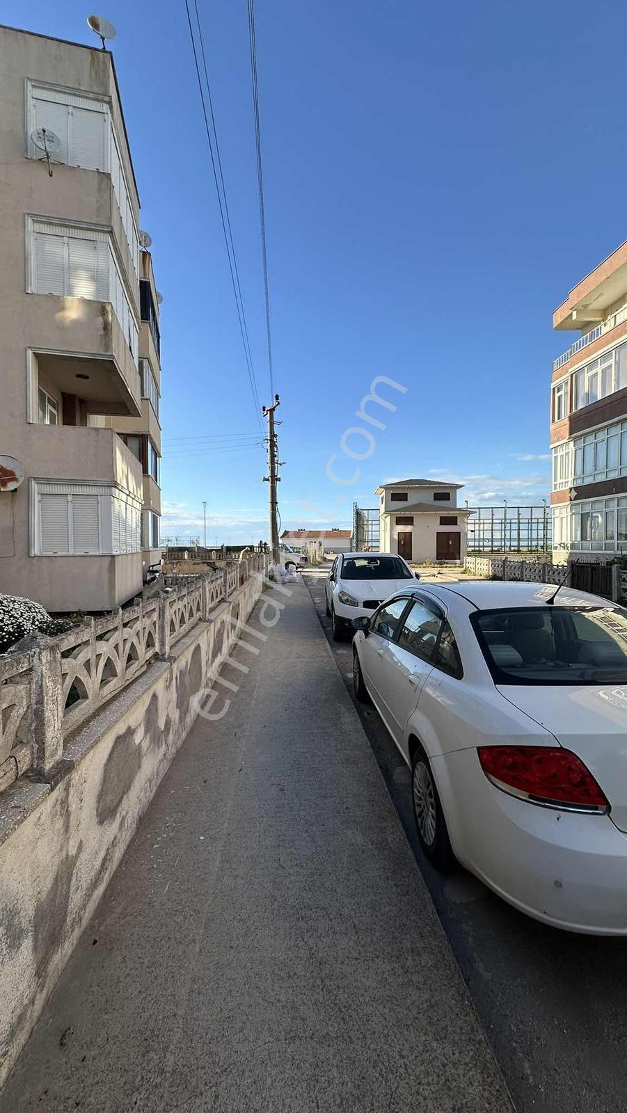 Karacabey Yeniköy'de Satılık Ara Kat 2+1 Bakımlı Ferah Daire - Görsel 2