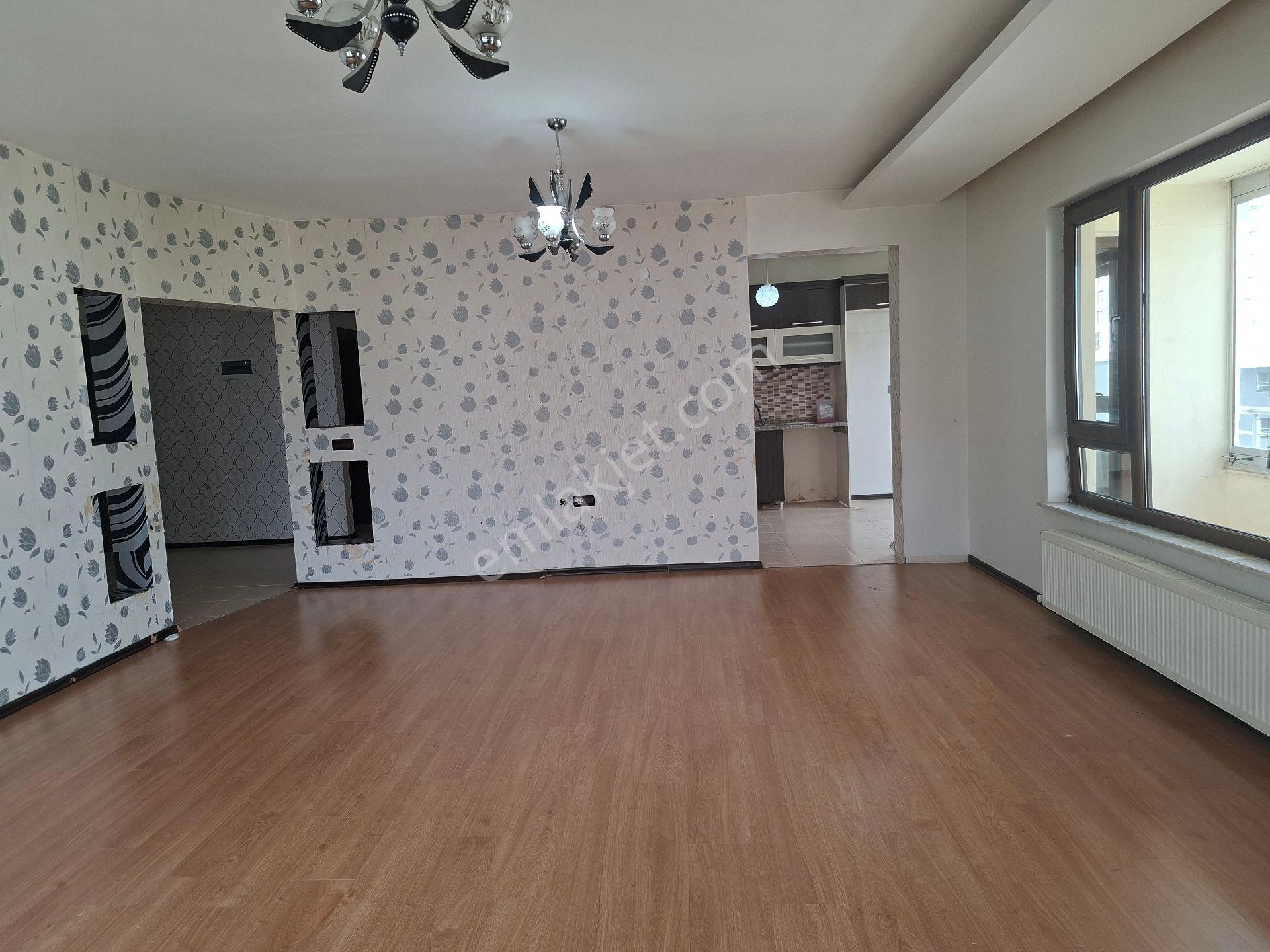 Kiralık 8 Katlı Binanın 8 Katı Aşağı Kayabaşı Mahallesi Hastaneye Okullara Yakın - Görsel 19