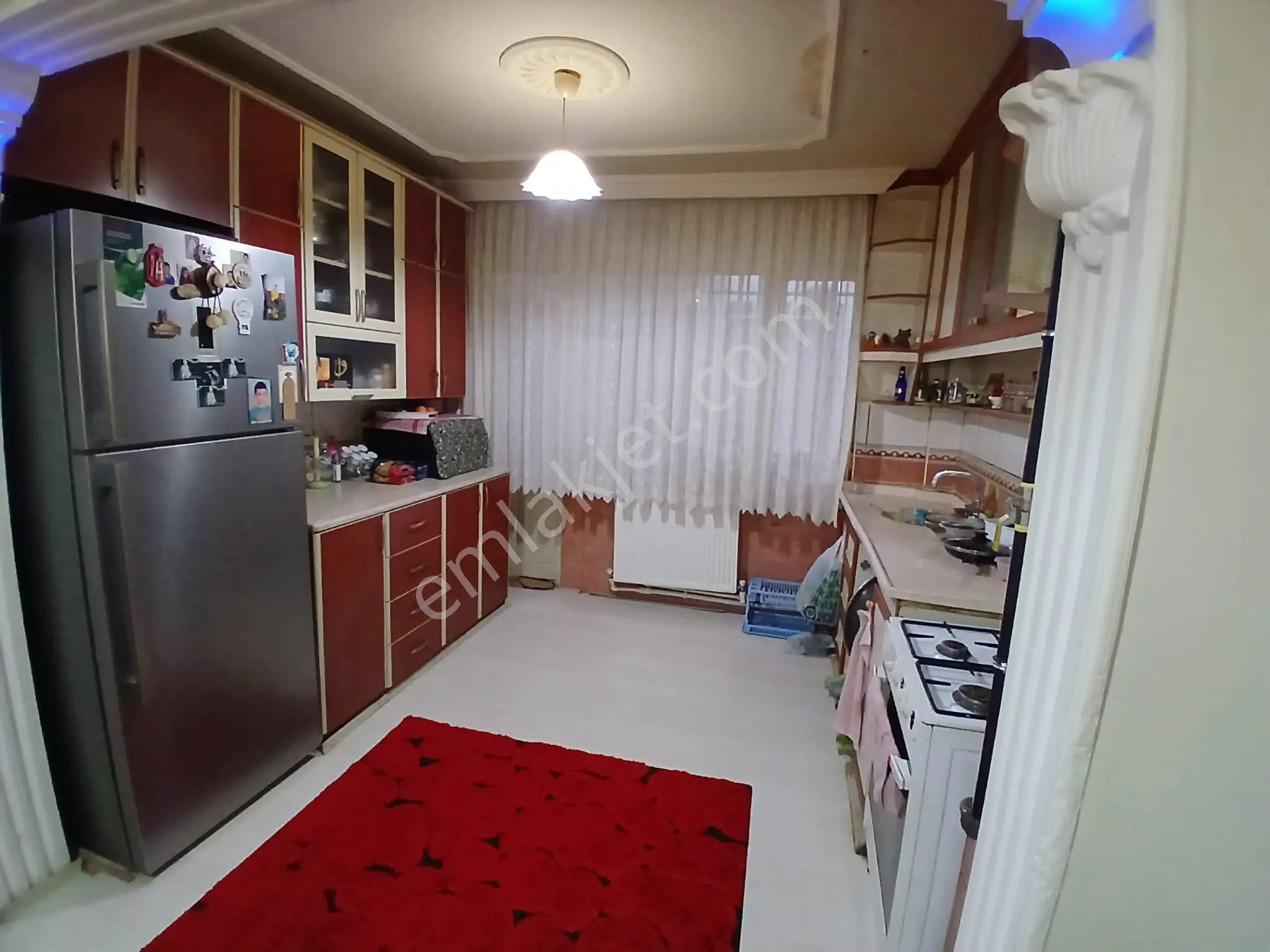 Akçay Emlak'tan Akşehir Stadyum Yanında Bakımlı Ara Kat Geniş Satılık 3+1 Daire - Görsel 3