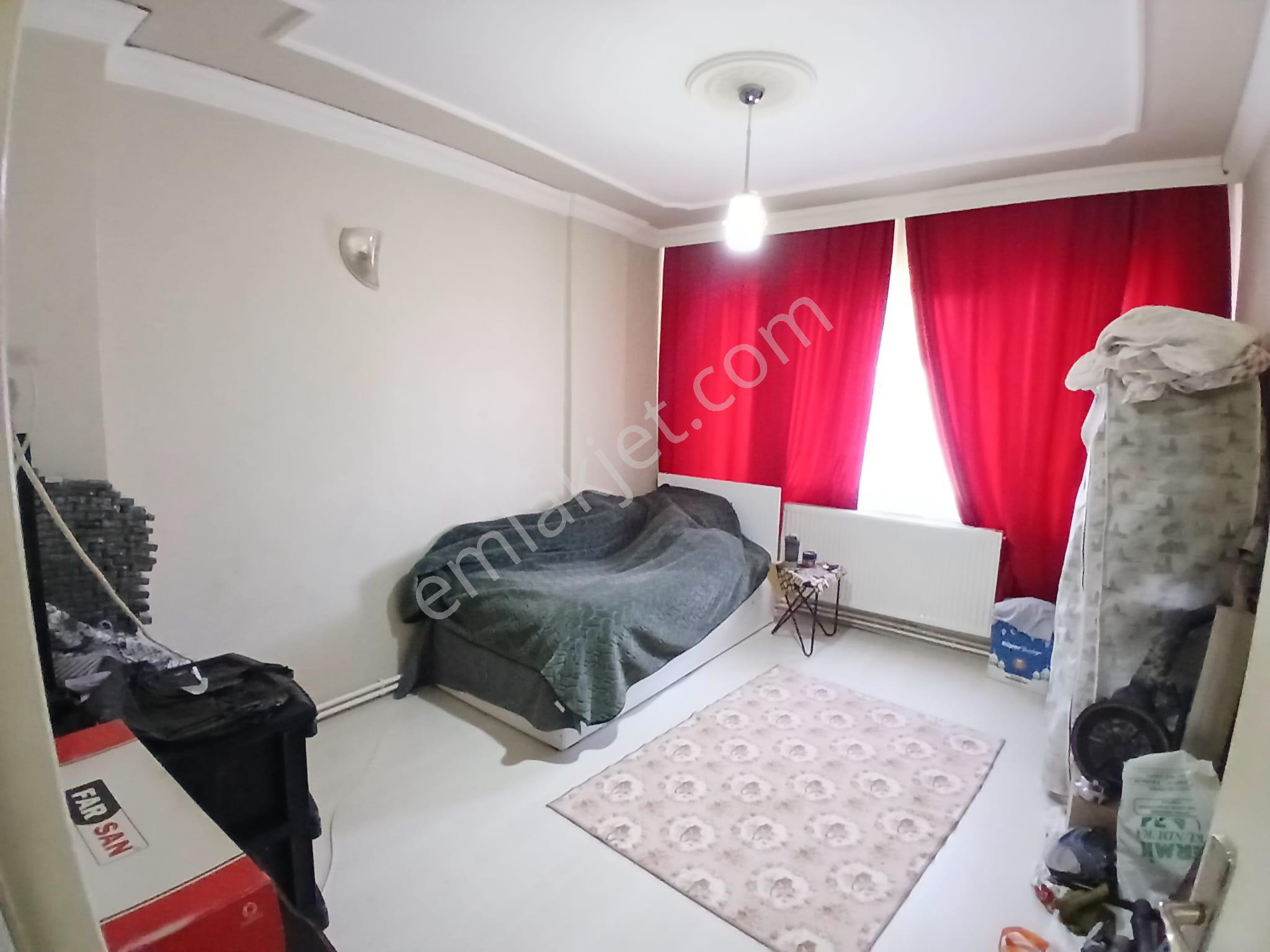 Akçay Emlak'tan Akşehir Stadyum Yanında Bakımlı Ara Kat Geniş Satılık 3+1 Daire - Görsel 21