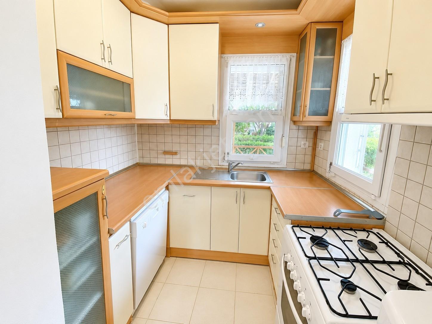Umas Solutıon'dan Cunda'da Denize 150m 2+1 Dubleks Villa - Görsel 26